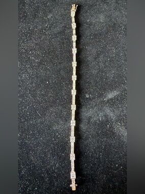Elegant Silver & Diamond Tennis Bracelet